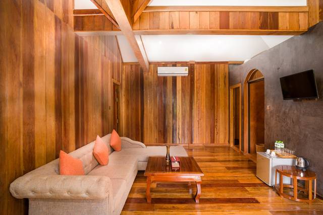 Pool villa at Vanna Lodge, photo 7 of 30
