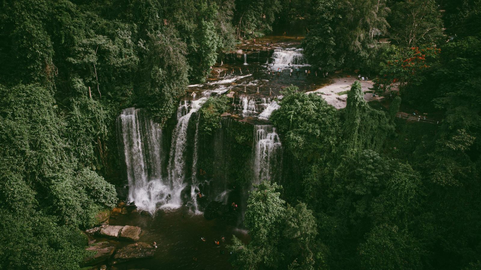 Phnom Kulen waterfall